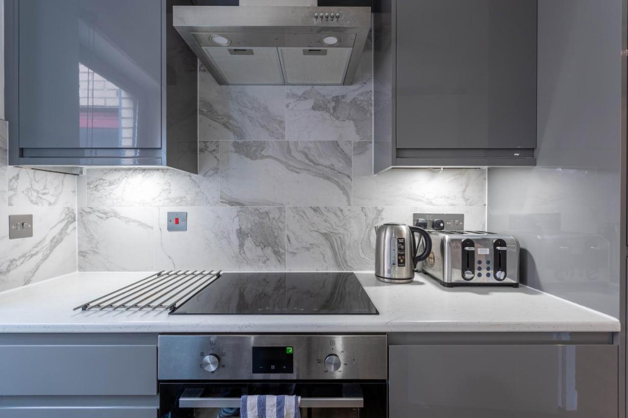 Stunning 1 Bed Merchant City Apartment With Parking Glasgow Exterior photo